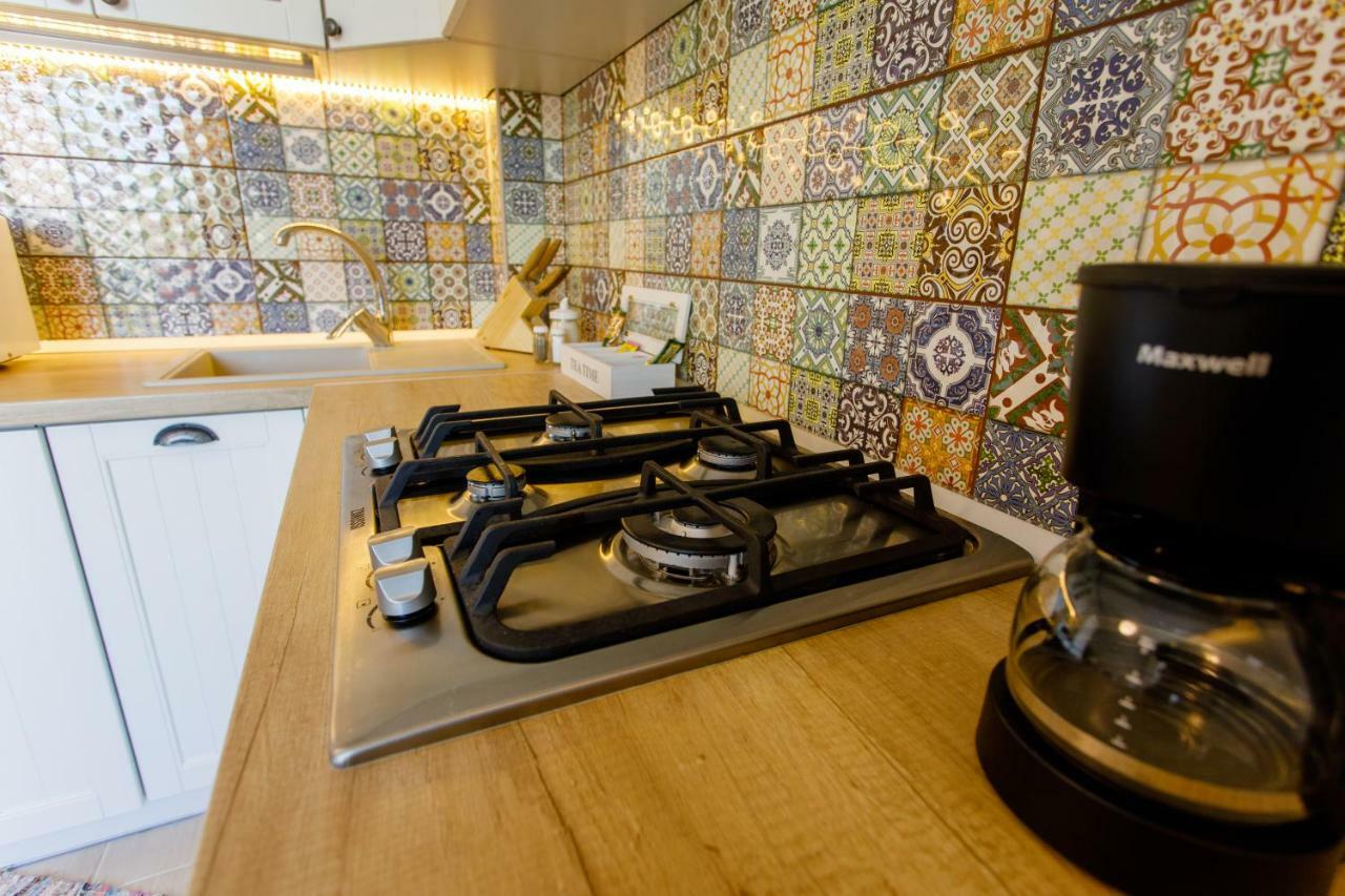 Apart-Hotel "Lavina" Sumi Dış mekan fotoğraf